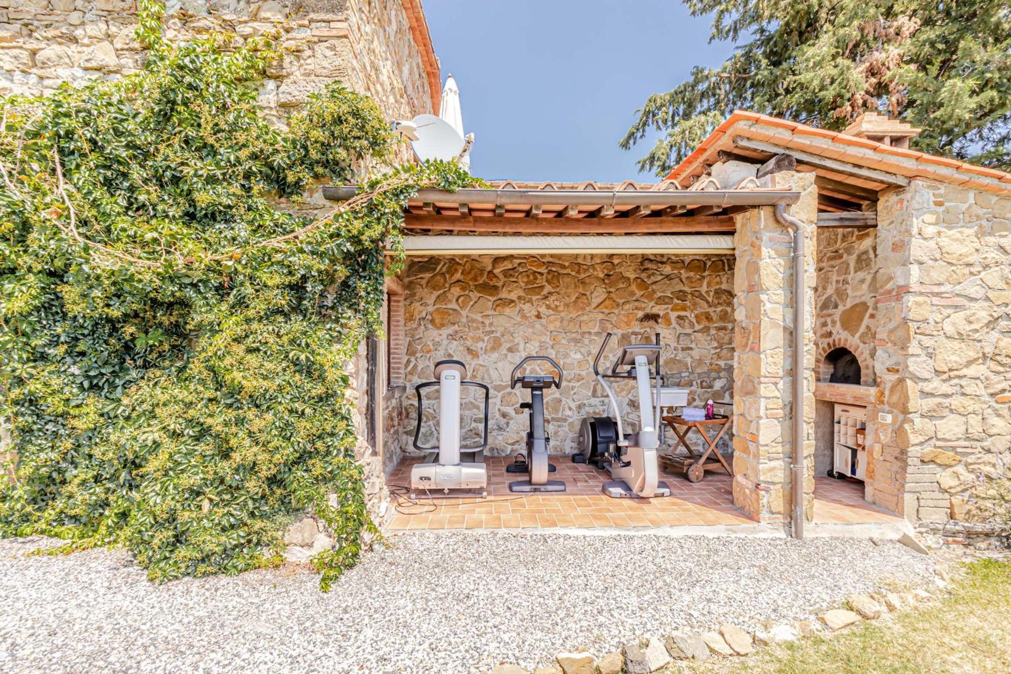 Chateau La Siroque Montecatini Val di Cecina Eksteriør billede